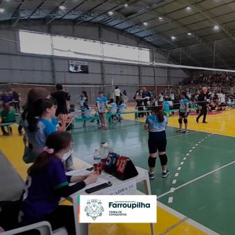 Etapa da Copa Serra Gaúcha de Voleibol reúne cerca de mil pessoas no Parque Cinquentenário Etapa da Copa Serra Gaúcha de Voleibol reúne cerca de mil pessoas no Parque Cinquentenário